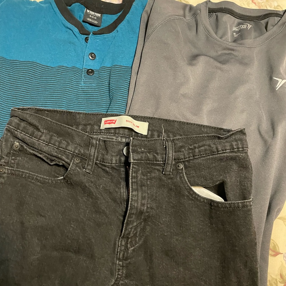 Mens clothes bundle - Picture 4 of 4